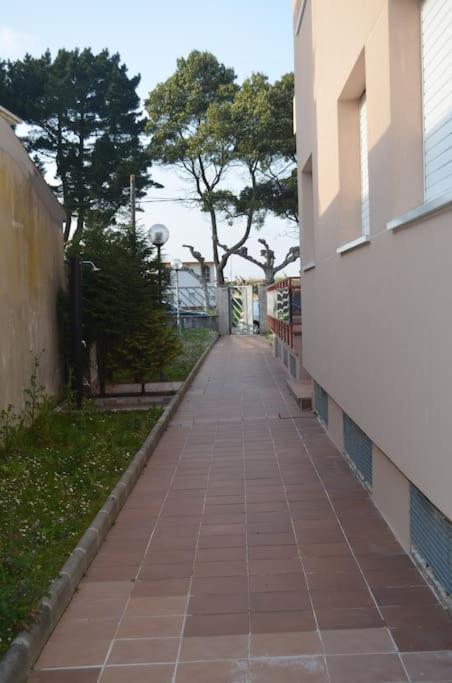 Precioso Atico A Pie De Playa, En Mino. Apartment Exterior photo