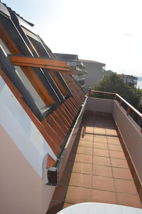 Precioso Atico A Pie De Playa, En Mino. Apartment Exterior photo
