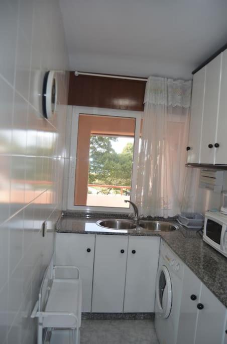 Precioso Atico A Pie De Playa, En Mino. Apartment Exterior photo